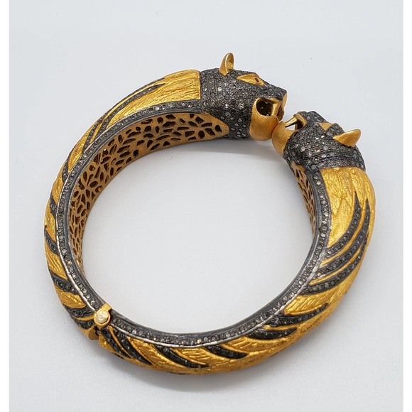 Silver Lion Bangle with Diamonds - Picture 7 of 9